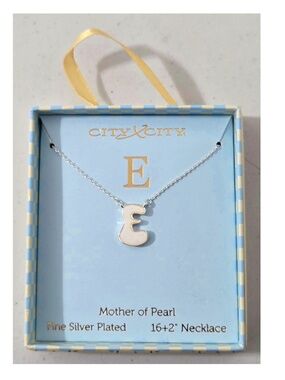 New City By City Jewelry Necklace Silver Chain 3D Mother Of Pearl Letter E NWT